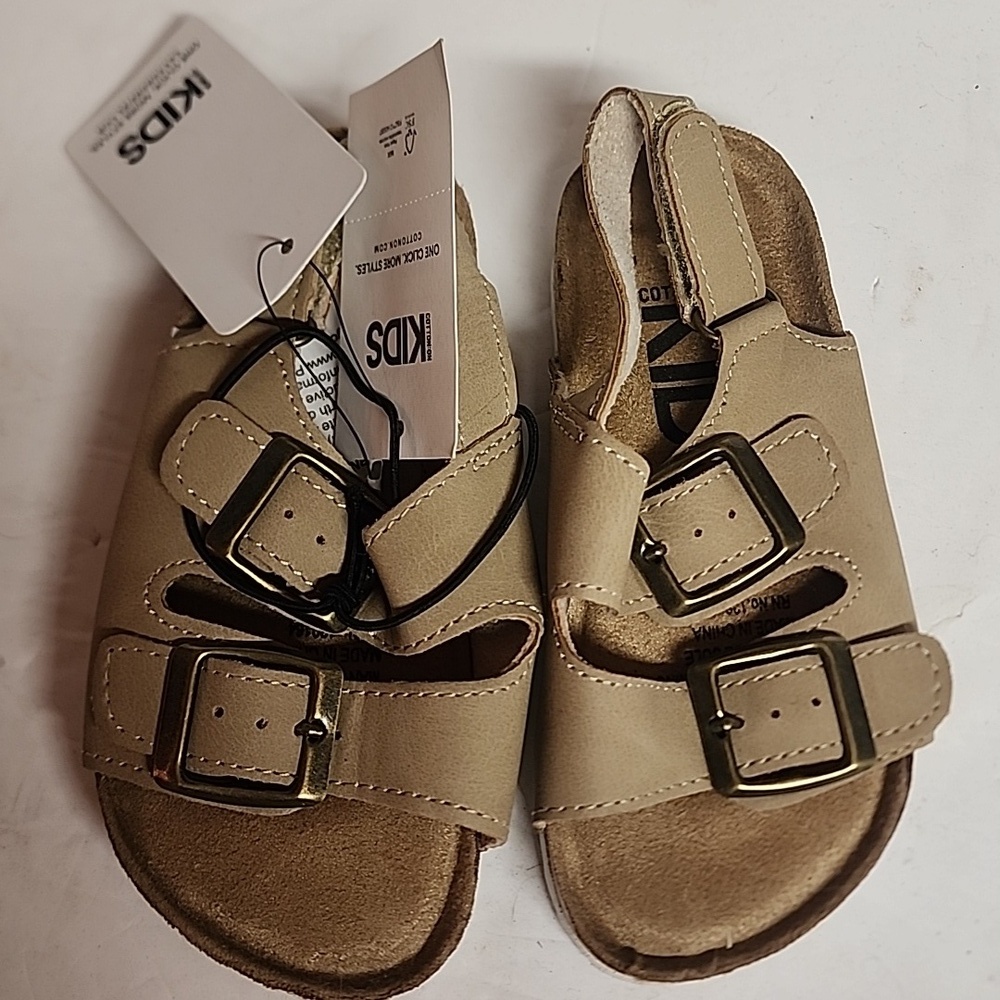 Cotton On Theo sandal sandune stone sz 8 kids toddler. Soft footbed. Comfortable